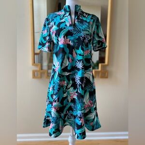 Tommy Bahama Tropical Floral Short Sleeve Golf Dress sz Medium